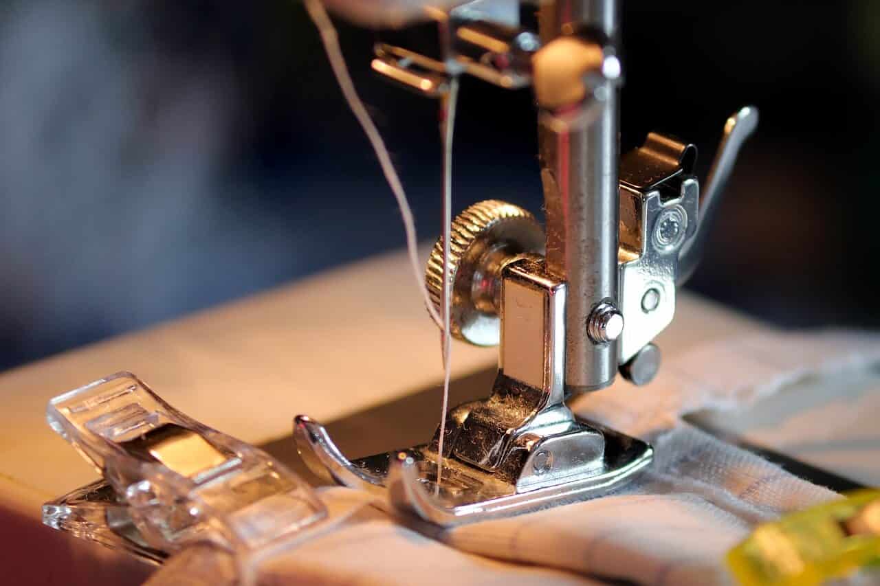 sewing tops and dresses canvas etc sewing machine